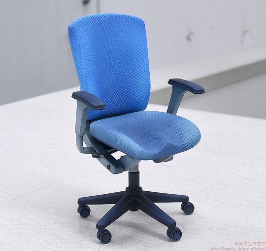 《蔚蓝档案》早濑优香角色手办开启预订，揭秘可爱会计的日常生活！(图4)